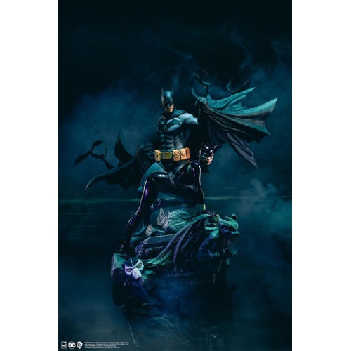 Batman & Catwoman Reunion 1:4 Scale Statue